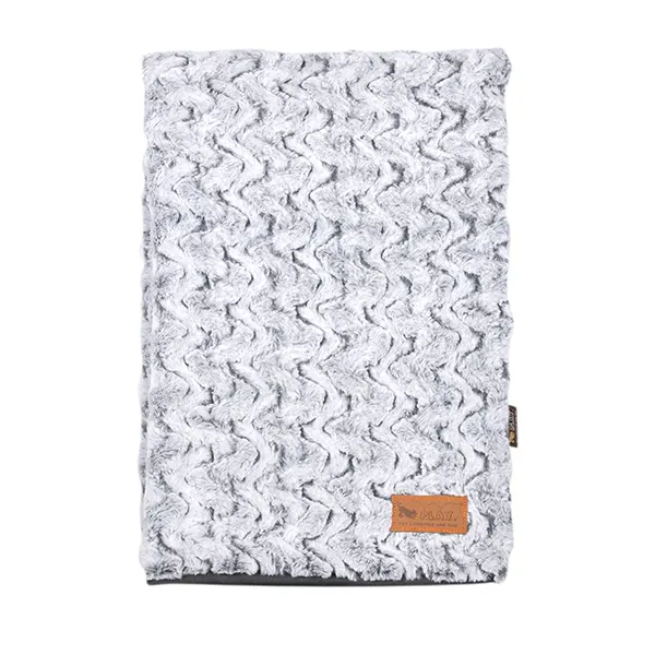 P.L.A.Y - כרבולית הגנה מפנקת - אפור האסקי LUXE THROW - SNUGGLE - HUSKY GRAY, תמונה 4
