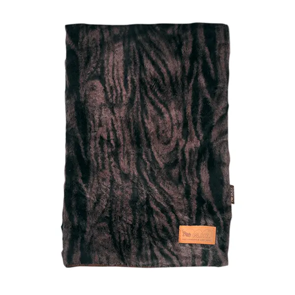 P.L.A.Y - כרבולית הגנה מפנקת - חום כמהין LUXE THROW - SNUGGLE - TRUFFLE BROWN, תמונה 4