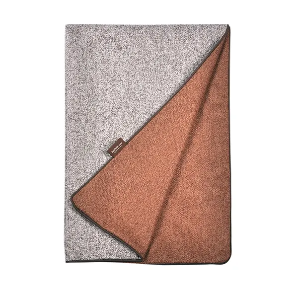 P.L.A.Y - כרבולית הגנה מפנקת - אוראו LUXE THROW - TWILL - OREO, תמונה 3