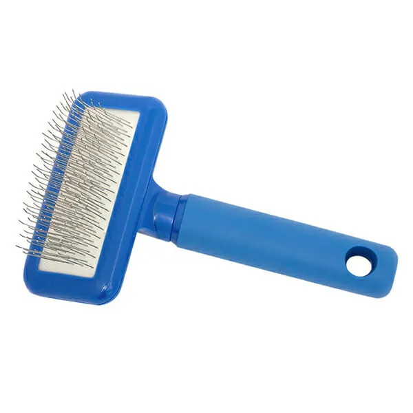 Plush Puppy - מגרדת כחולה רכה קומפקטית עם פינים ארוכים Compact Long Pin Slicker