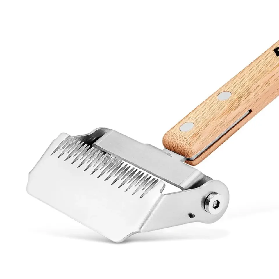 ARTERO -מברשת להסרת פרווה מתה ותת-פרווה Zeus – Flexible Double-Tooth De-shedding Tool, תמונה 2